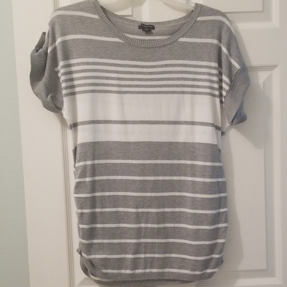 Ladies sweater top